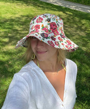 Garden Sun Hat w/ Adjustable Fit- Cottage Rose