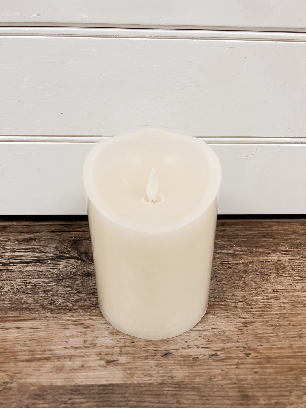 3.5” x 5” Flickering LED Candle